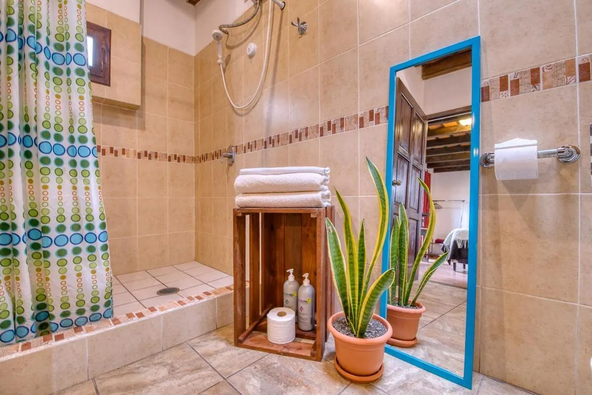 Appartement Private Studio with Kitchenette & parking Antigua